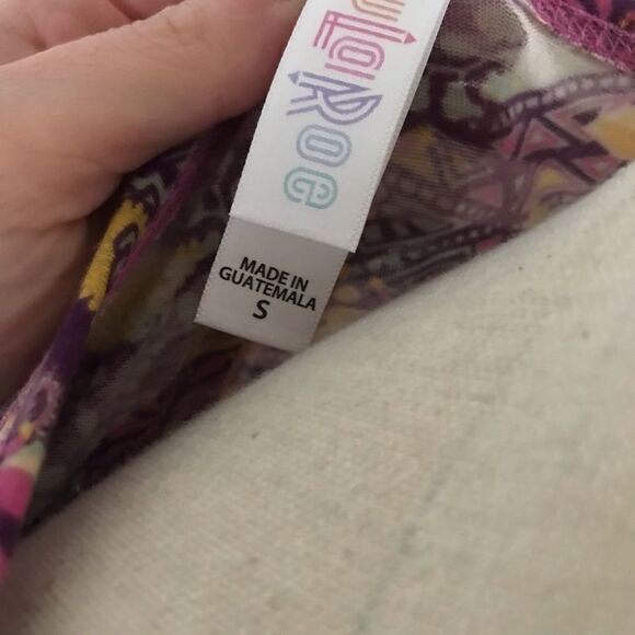 LuLaRoe Classic Tee  - Picture 5 of 5